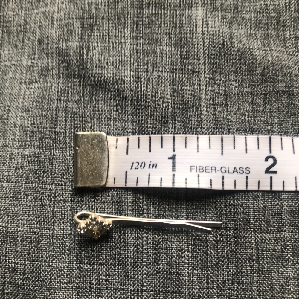 CLAIRES Diamond Rhinestone Bobbypins - Picture 6 of 7
